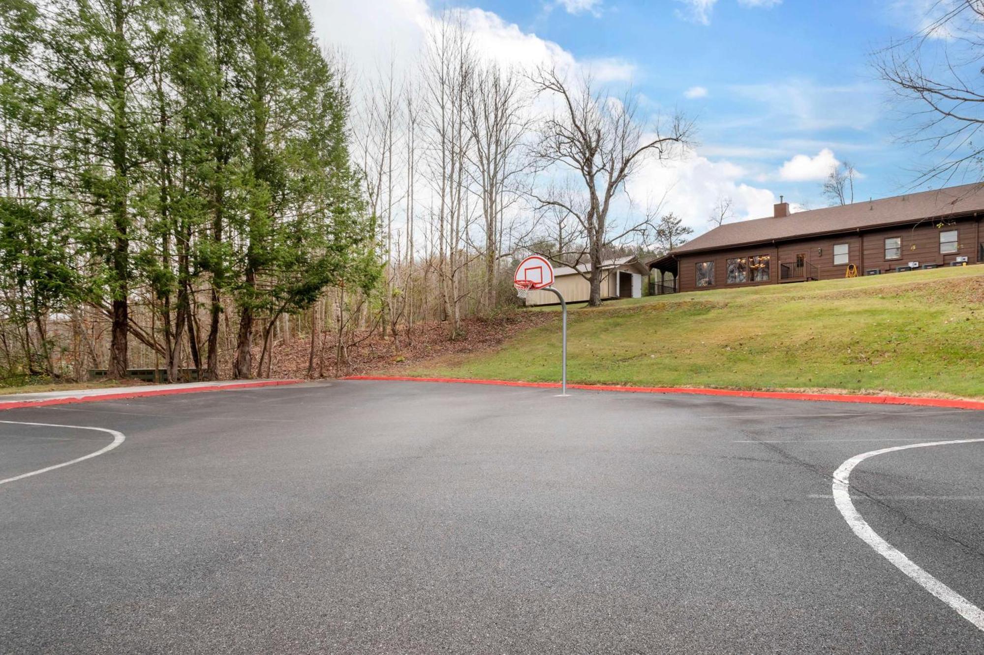 Hilton Vacation Club Bent Creek Golf Village Gatlinburg Pittman Center Exterior photo