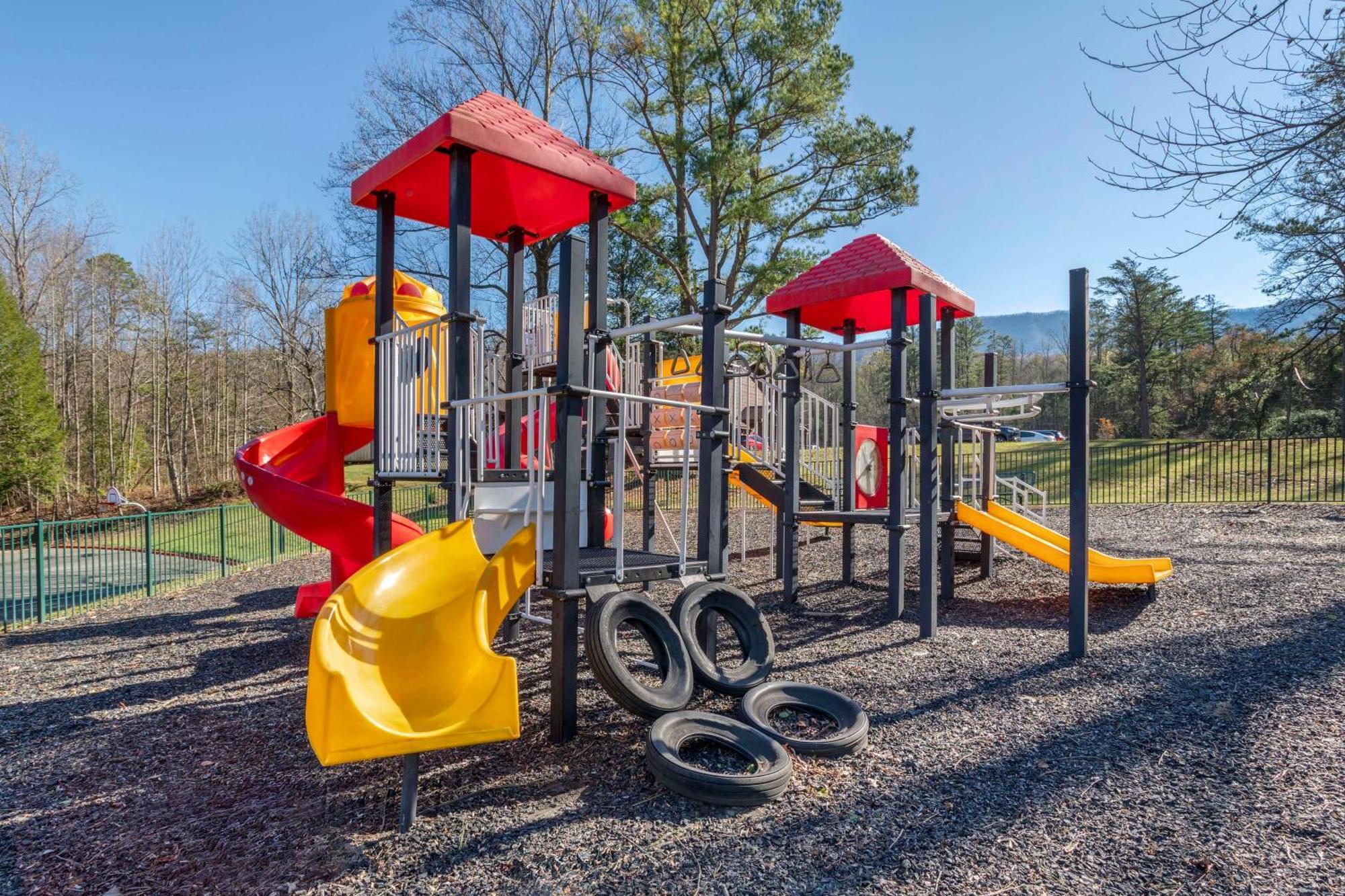 Hilton Vacation Club Bent Creek Golf Village Gatlinburg Pittman Center Exterior photo